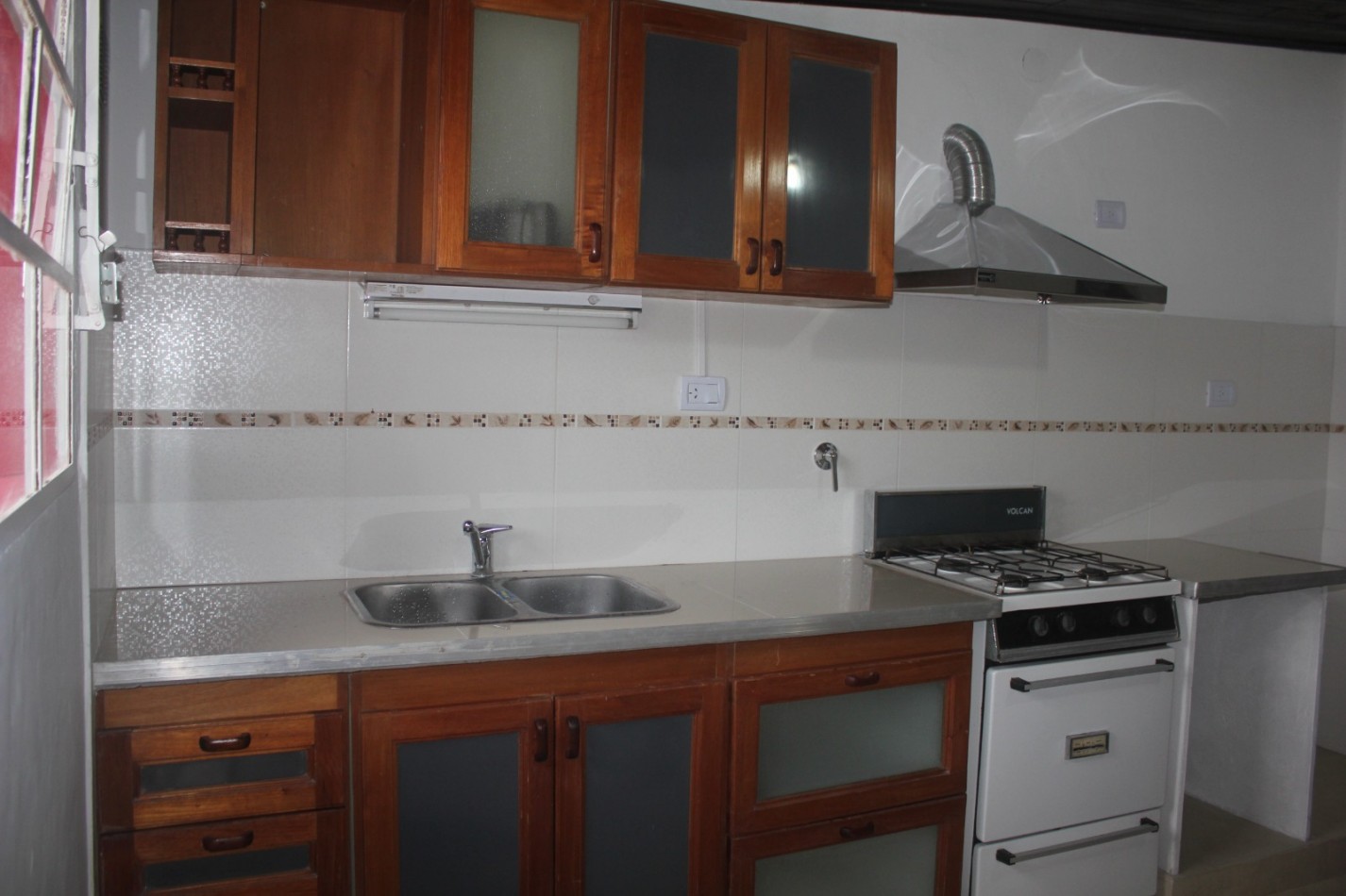 Casa sobre lote de 8,66 x 43