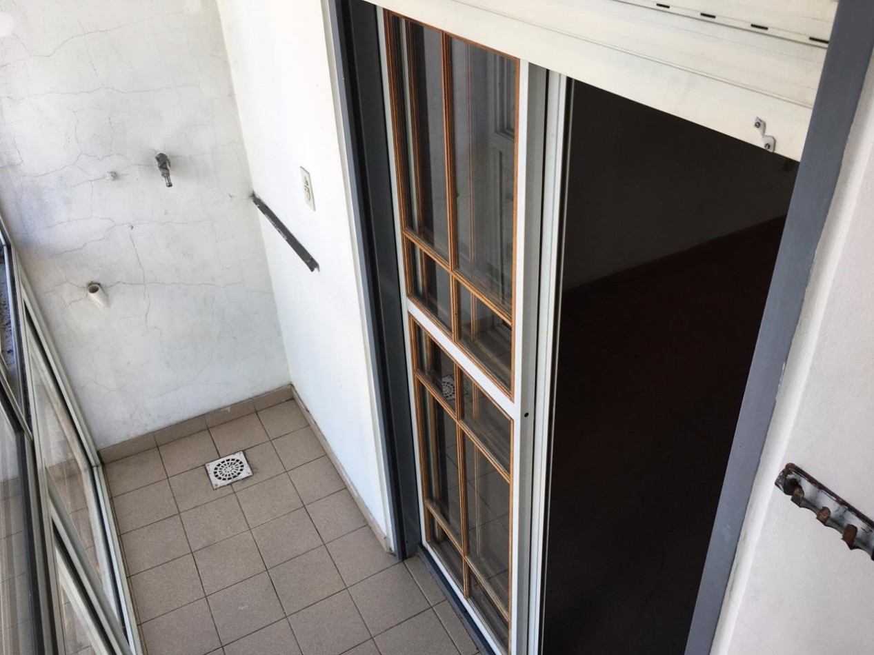 11 entre 39 y 40 Depto 1 dormitorio a la venta en La Plata 