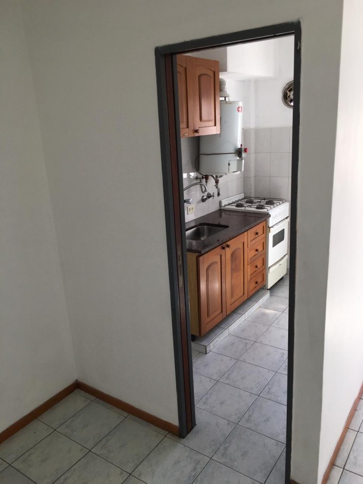 11 entre 39 y 40 Depto 1 dormitorio a la venta en La Plata 