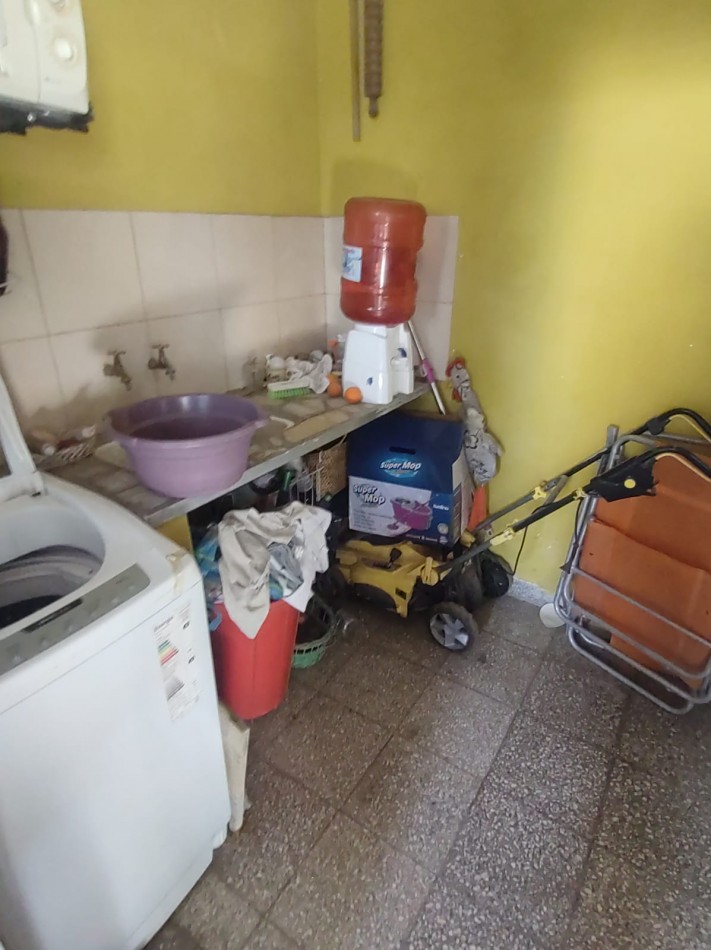 Casa en venta sobre ruta 205 entre Estrada y Av. Pereyra 