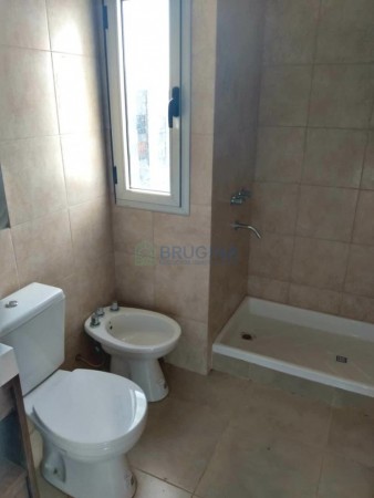 Venta de monoambiente calle 4 No 1082 entre 54 y 55