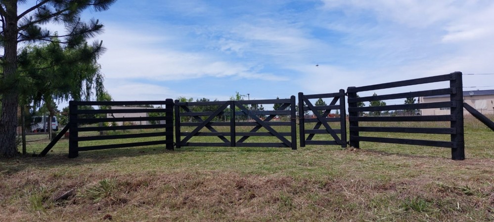 Lote en Barrio "Los Aromos" 