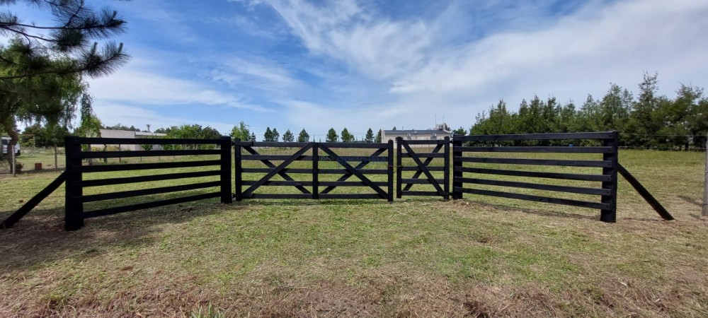 Lote en Barrio "Los Aromos" 