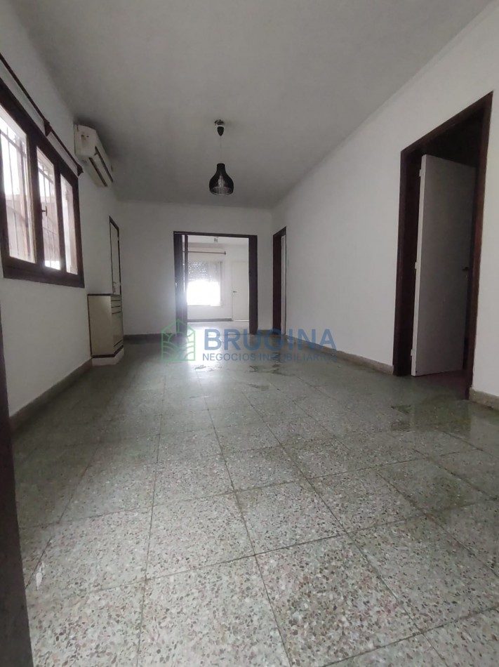 Casa en venta de 3 dormitorios lote 12x43 