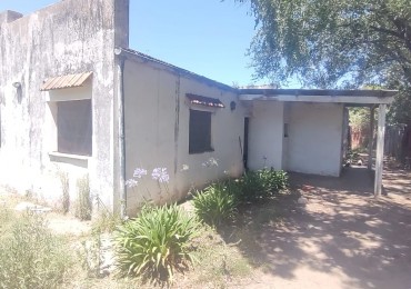 Lote con casa a reciclar 